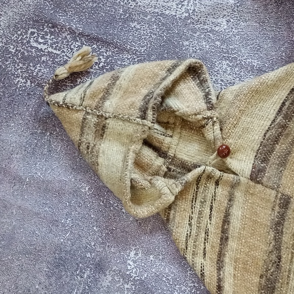 Vintage Handmade Wool Hood PONCHO  UNISEX - Picture 2 of 5